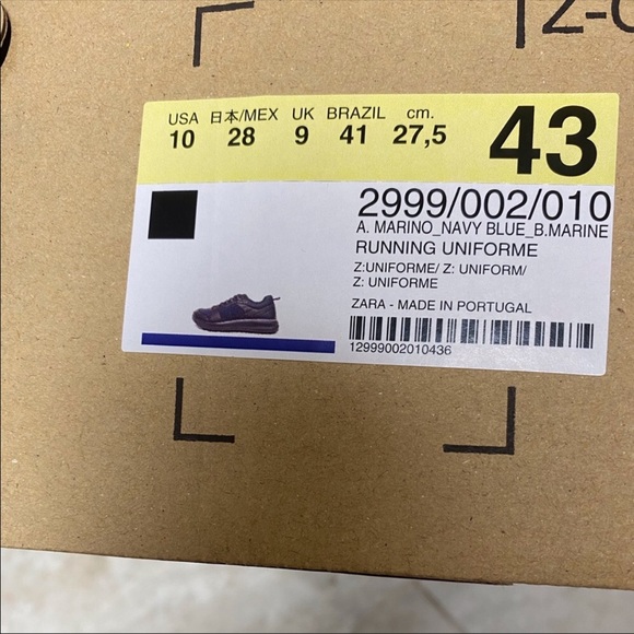 Zara Men Sneaker - Picture 2 of 5